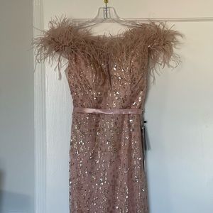 ROSE /GOLD COLOR FORMAL PROM PARTY EVENING FEATHER OFF THE SHOULDER GOWN cd082